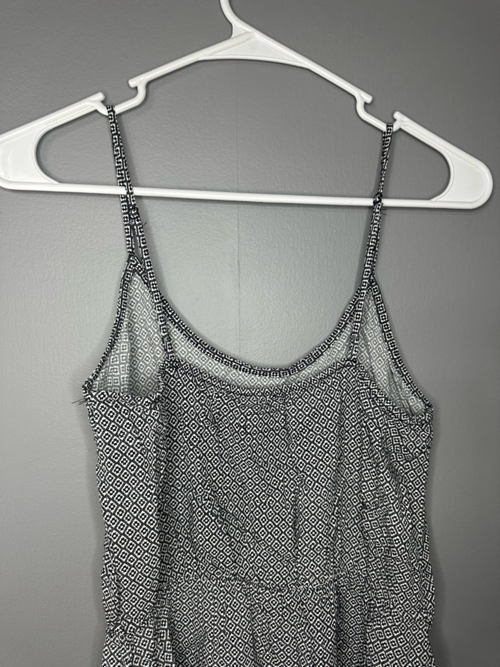 Old navy Women’s Black & White Printed Spaghetti Strap Dress - Picture 7 of 8